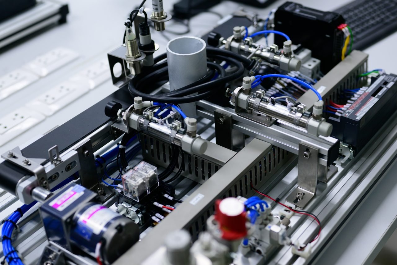 Robot operating system at manufacturing automation and robotics academy